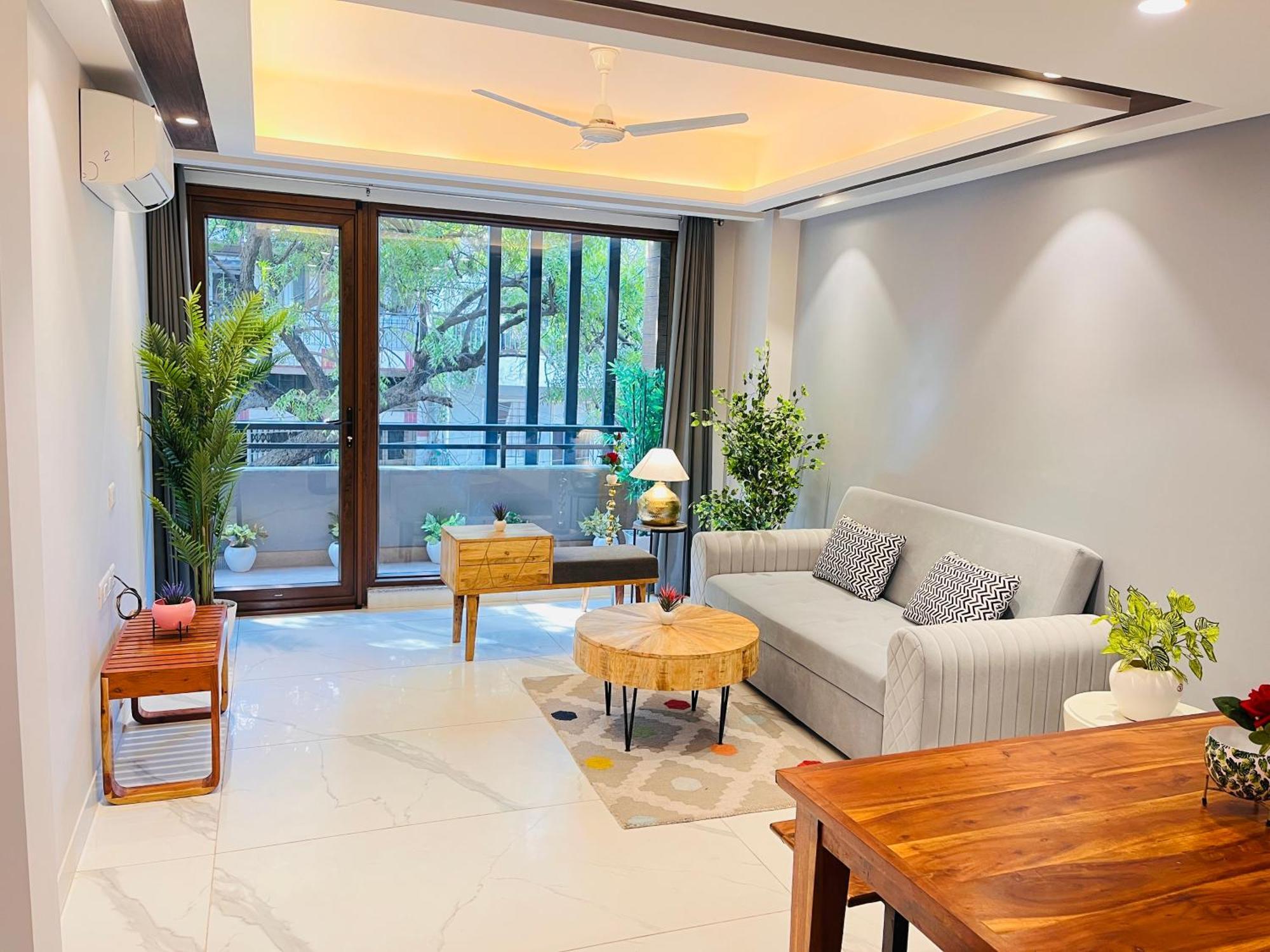 Hotel Gianmala Residency South Extension Near Aiims Delhi Yeni Delhi Dış mekan fotoğraf