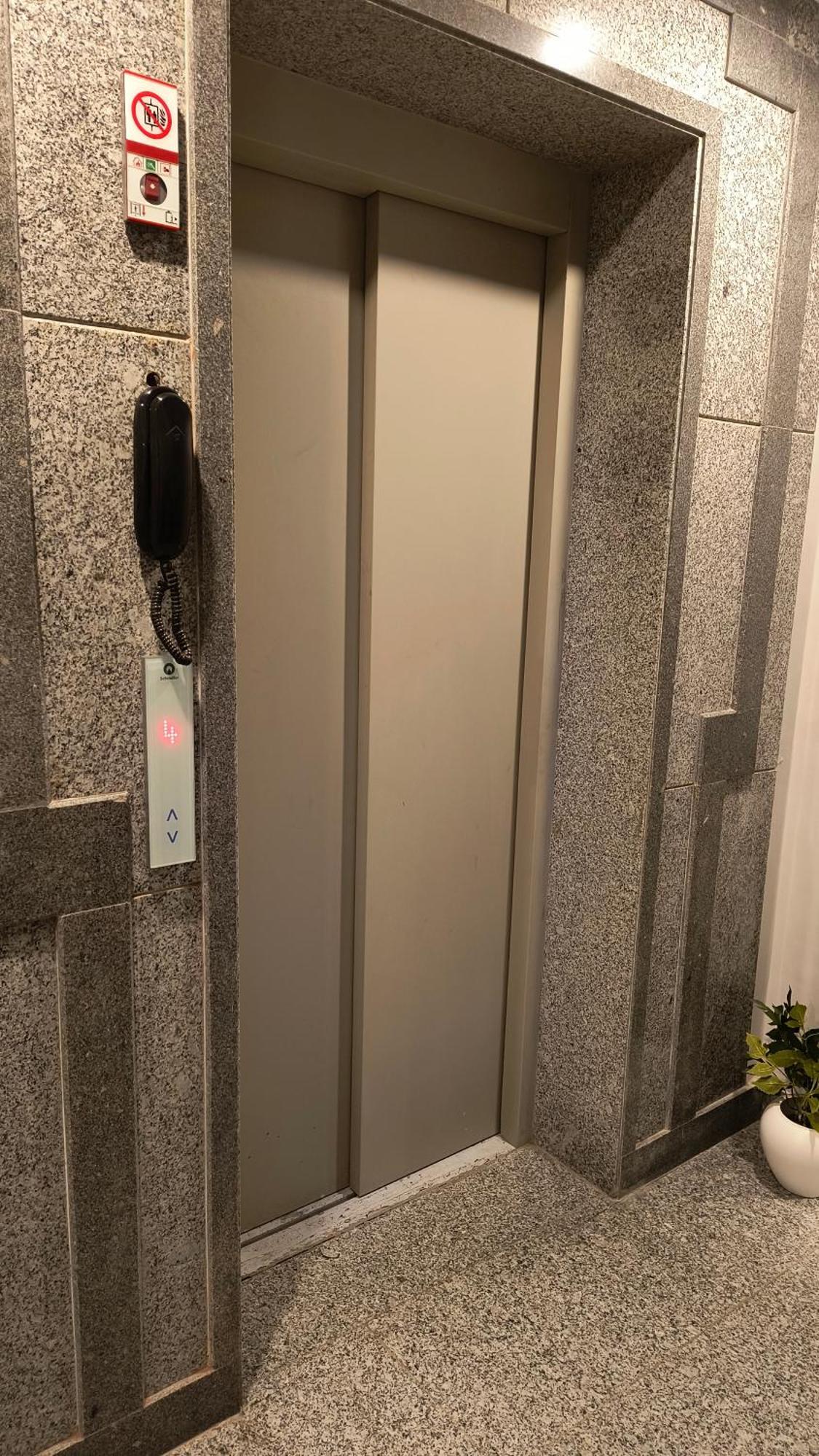 Hotel Gianmala Residency South Extension Near Aiims Delhi Yeni Delhi Dış mekan fotoğraf