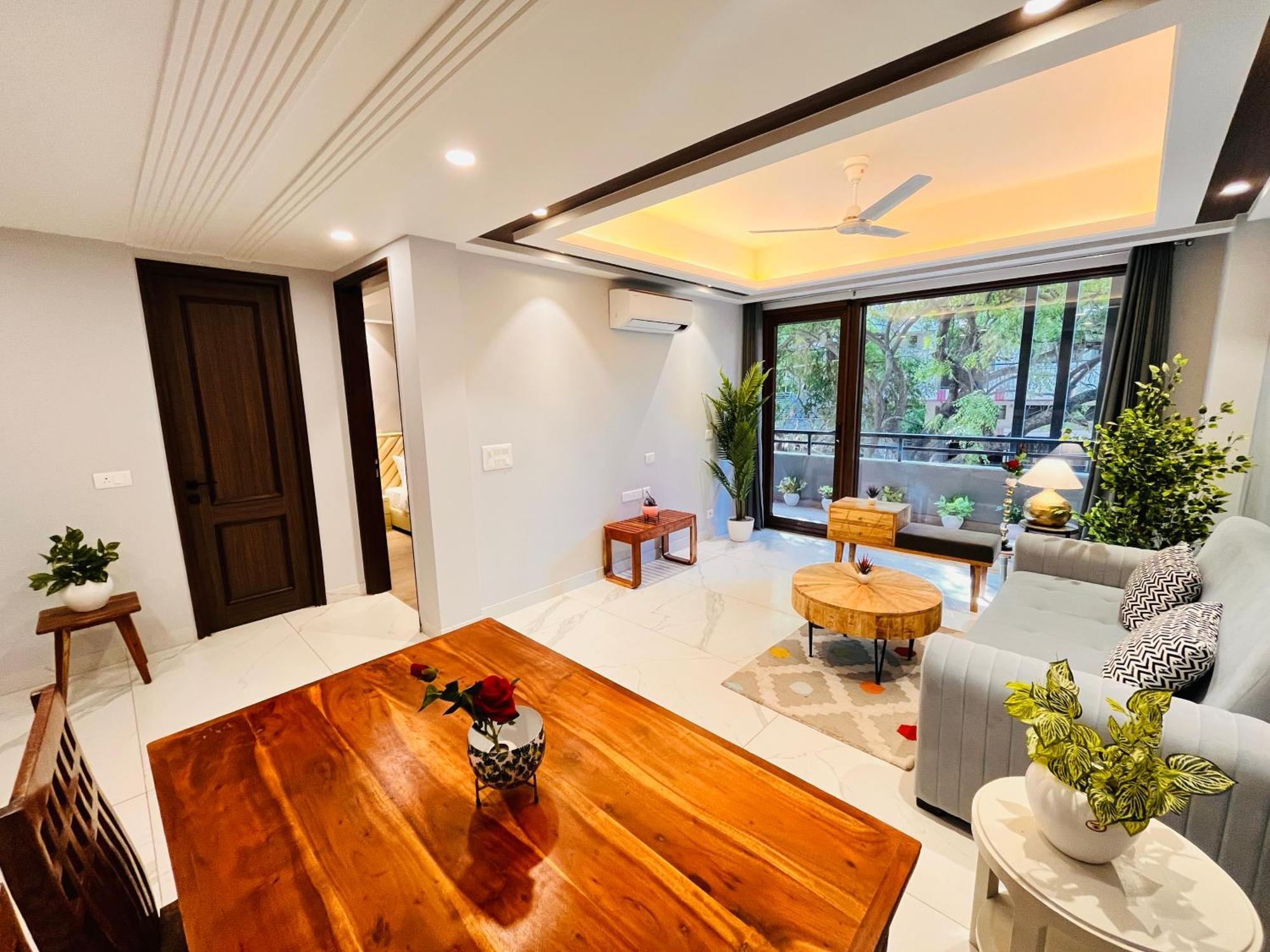 Hotel Gianmala Residency South Extension Near Aiims Delhi Yeni Delhi Dış mekan fotoğraf