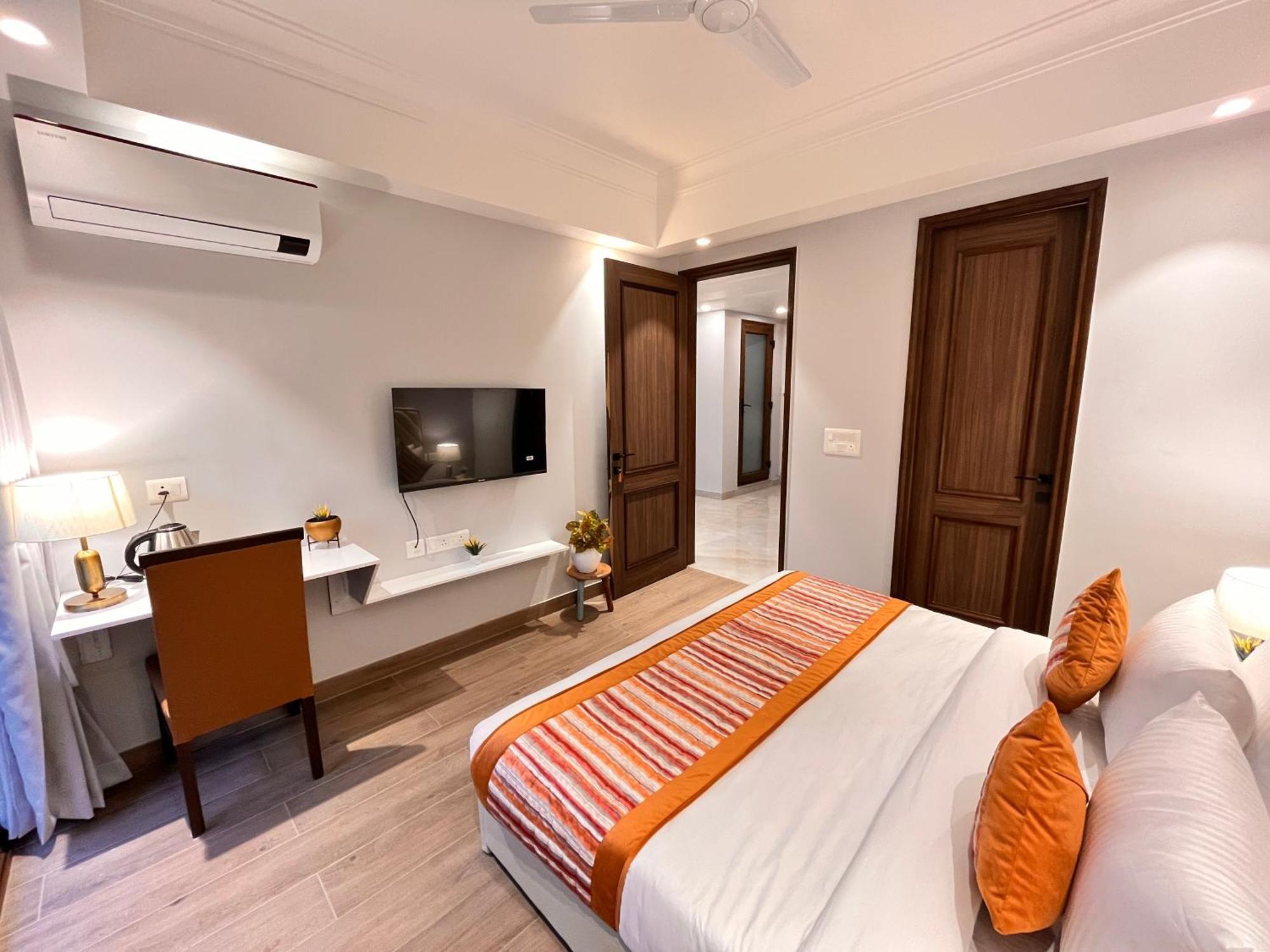 Hotel Gianmala Residency South Extension Near Aiims Delhi Yeni Delhi Dış mekan fotoğraf