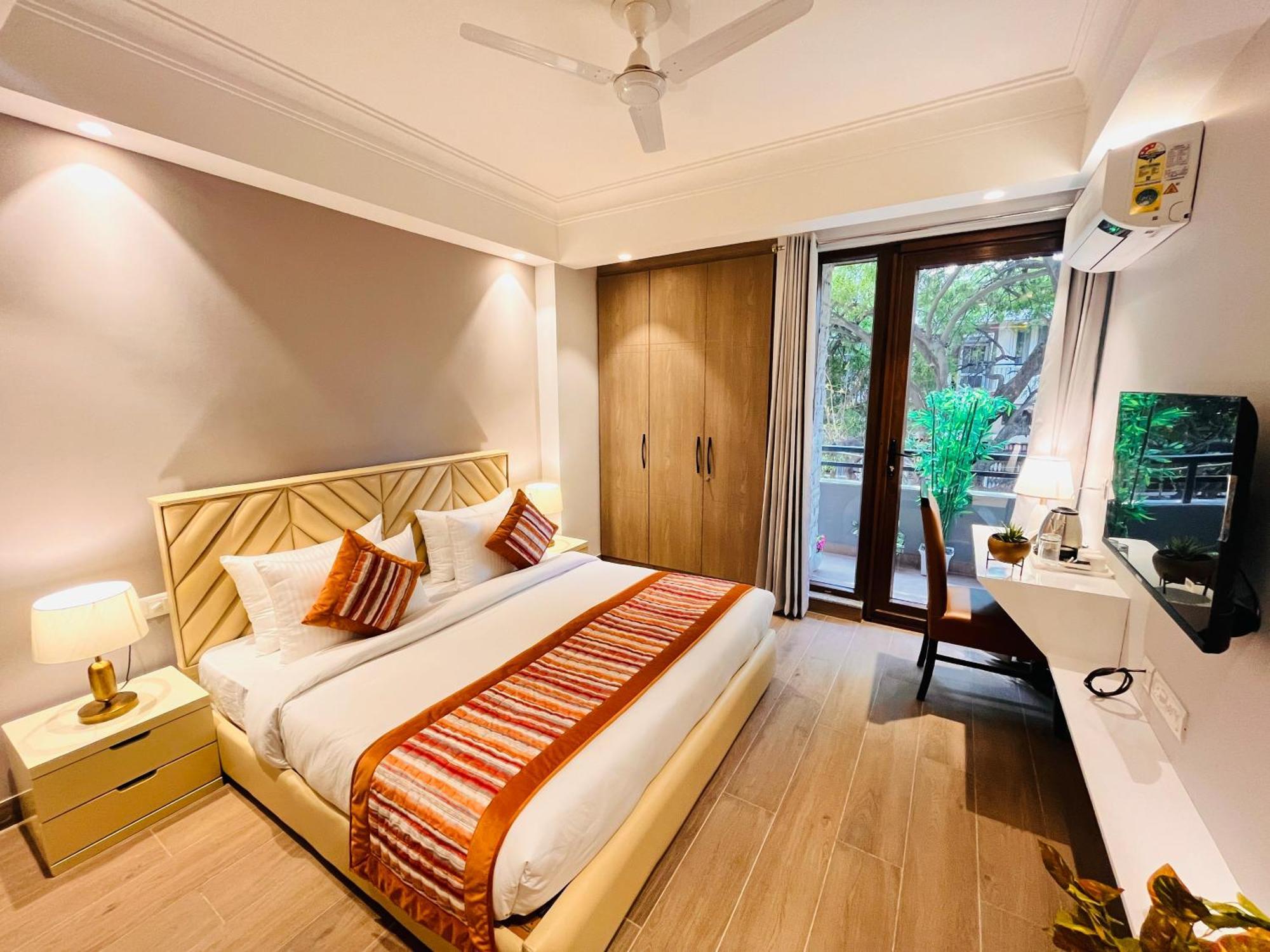 Hotel Gianmala Residency South Extension Near Aiims Delhi Yeni Delhi Dış mekan fotoğraf