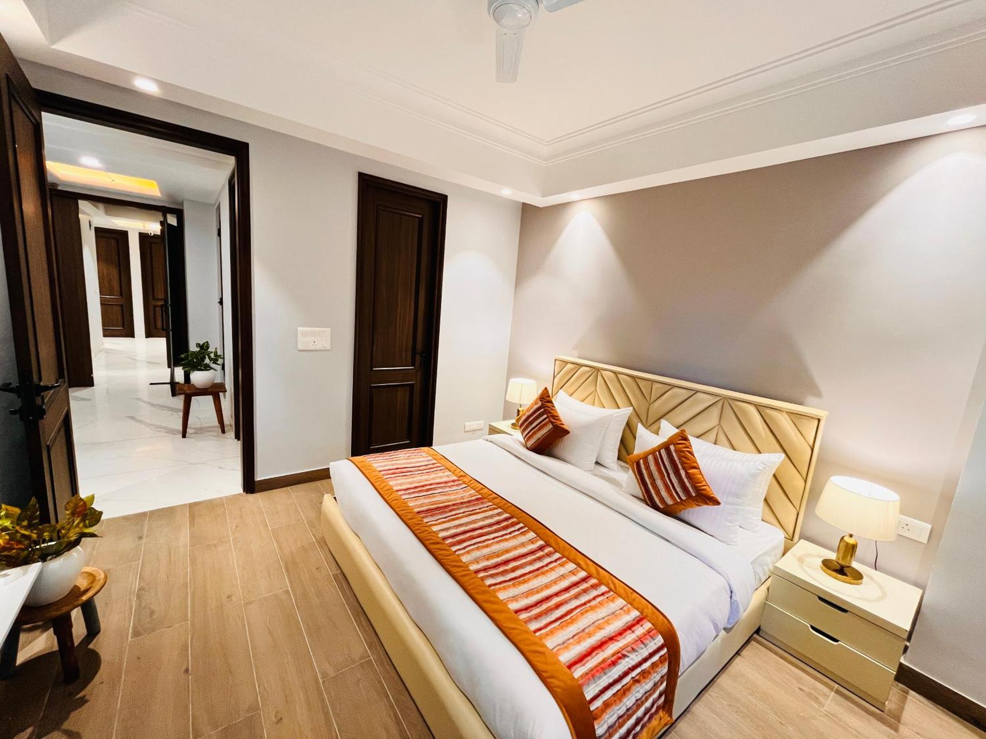 Hotel Gianmala Residency South Extension Near Aiims Delhi Yeni Delhi Dış mekan fotoğraf