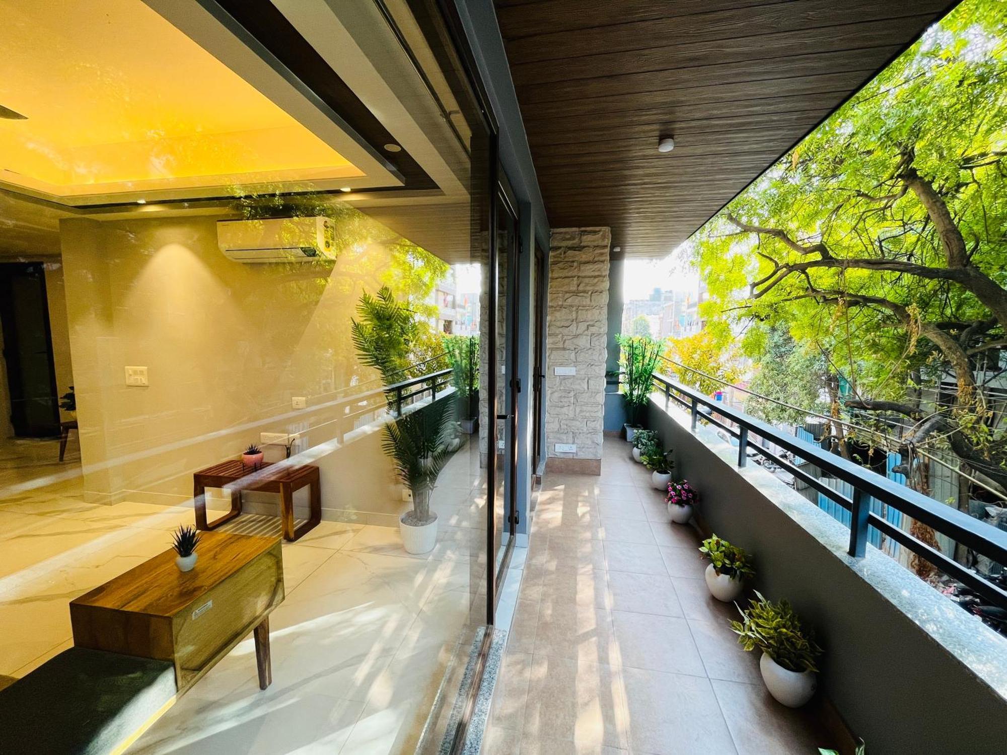 Hotel Gianmala Residency South Extension Near Aiims Delhi Yeni Delhi Dış mekan fotoğraf