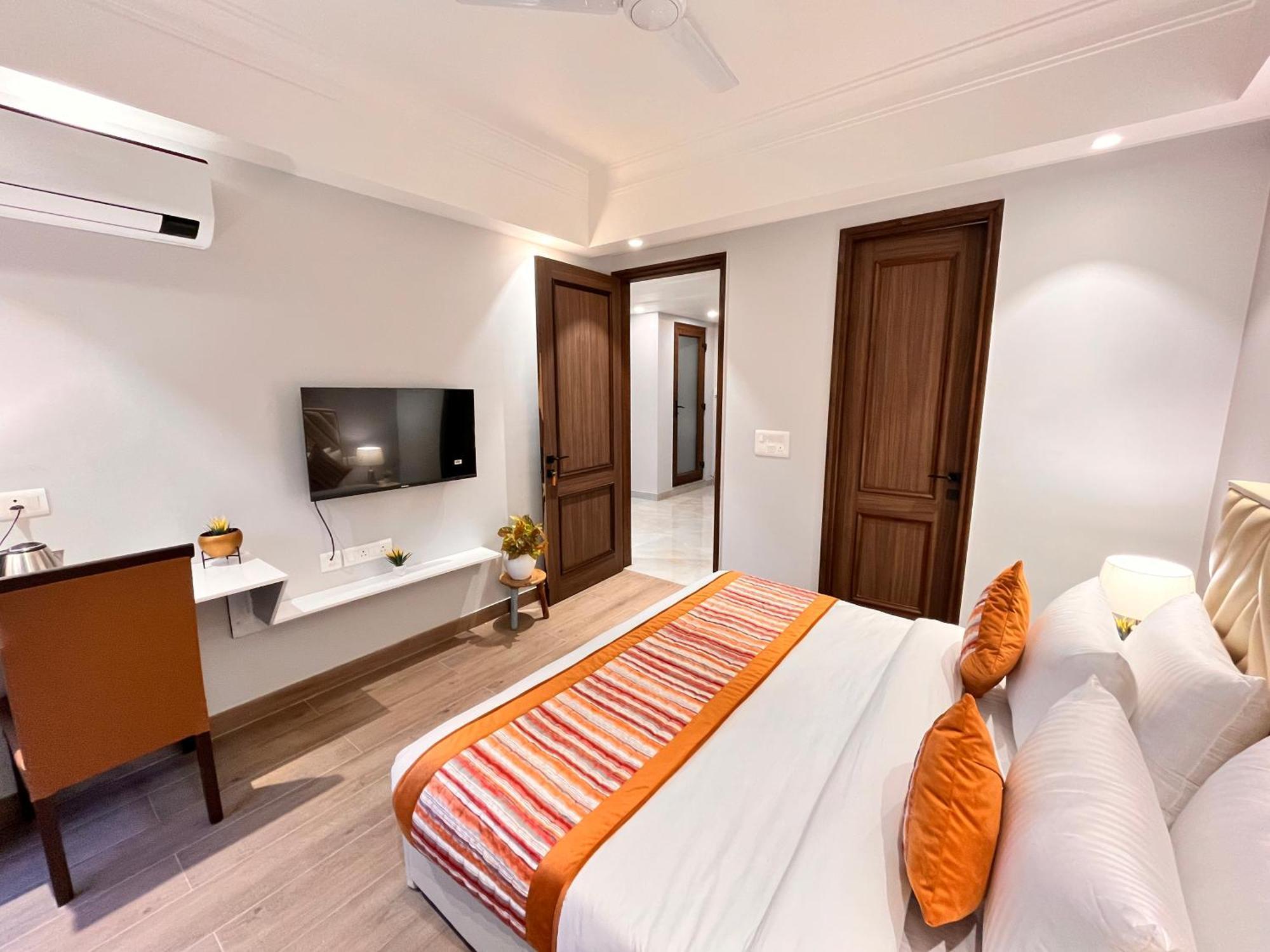 Hotel Gianmala Residency South Extension Near Aiims Delhi Yeni Delhi Dış mekan fotoğraf