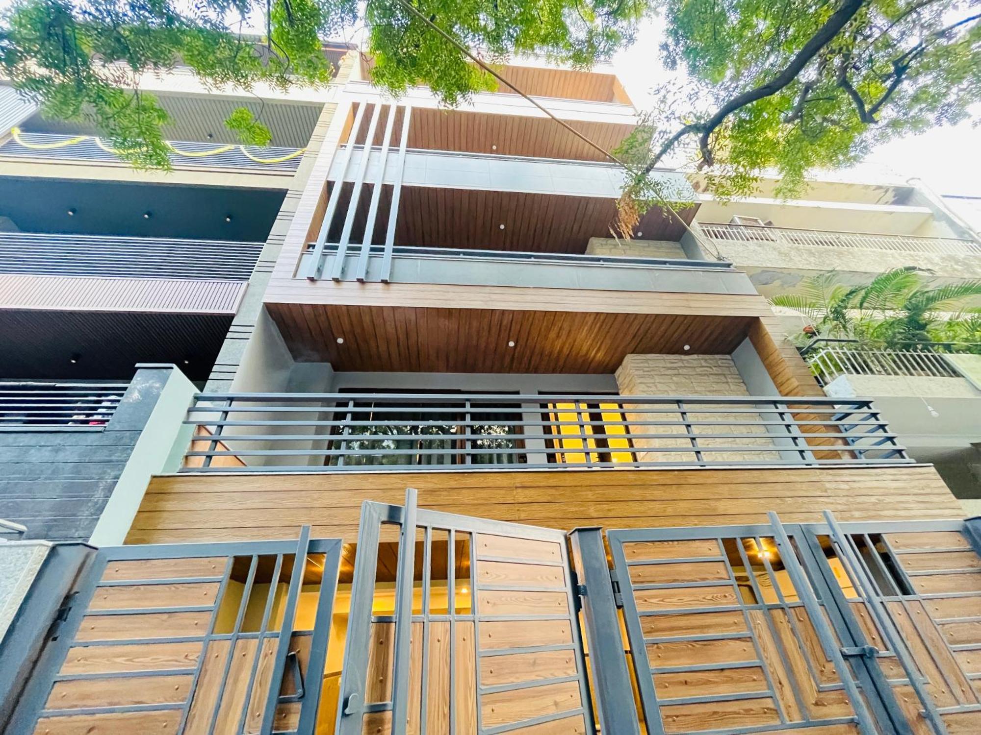 Hotel Gianmala Residency South Extension Near Aiims Delhi Yeni Delhi Dış mekan fotoğraf